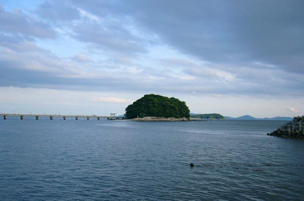 惑星地球を感じよう！ジオツアー　～マグマの島・竹島～