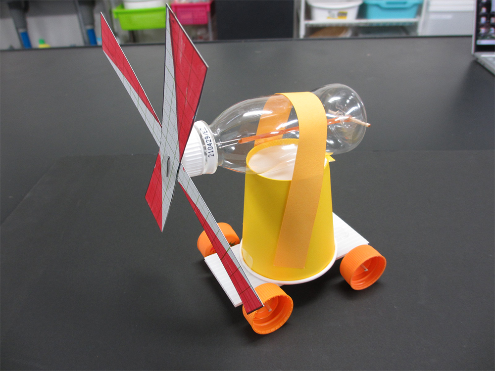 ゴム動力プロペラカーをつくろう